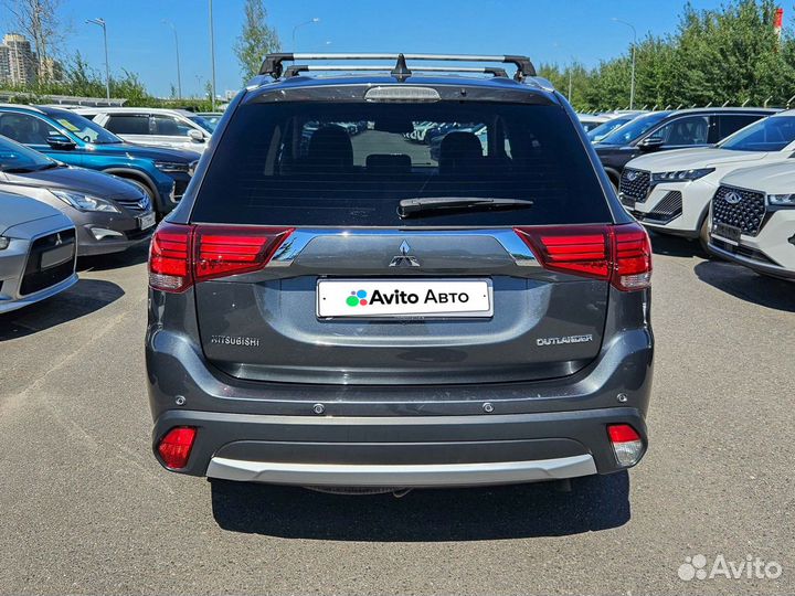 Mitsubishi Outlander 2.4 CVT, 2018, 53 989 км