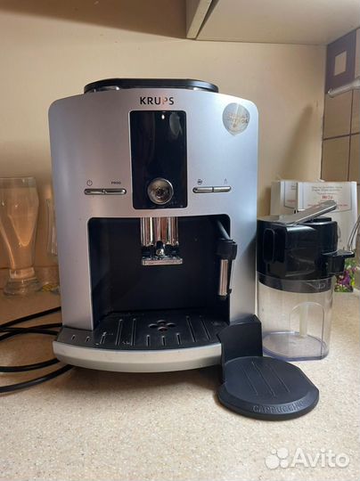 Кофемашина krups ea829 latt'espress