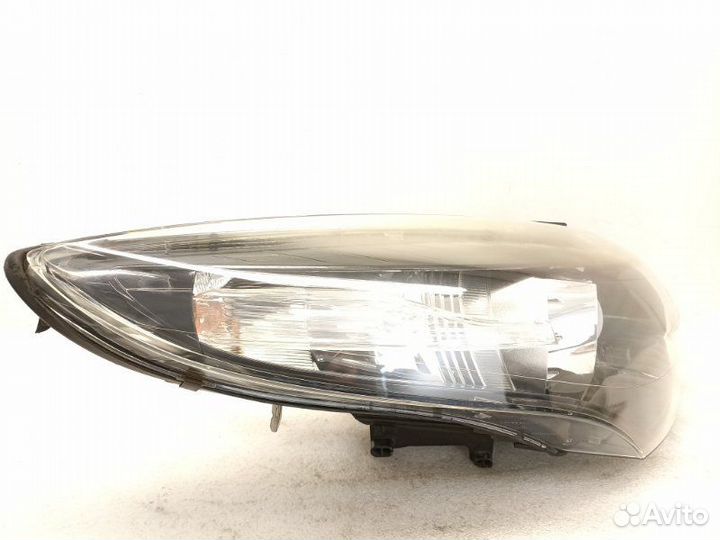 Фара передняя правая Renault Megane 3 2012