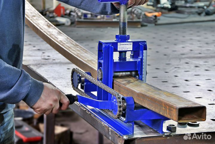 Трубогиб универсальный