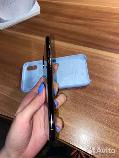 iPhone X, 64 ГБ