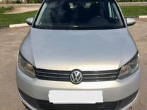 Volkswagen Touran 1.4 MT, 2011, 378 000 км, с пробегом, цена 900 000 руб.