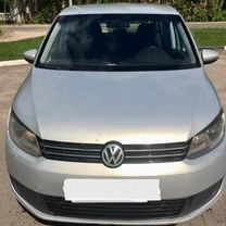 Volkswagen Touran 1.4 MT, 2011, 378 000 км, с пробегом, цена 900 000 руб.