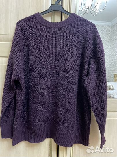 Свитер
