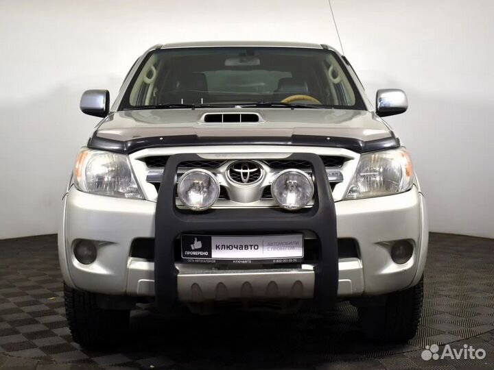 Toyota Hilux 3.0 AT, 2006, 283 565 км