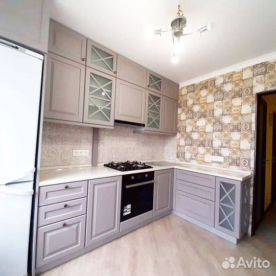 Кухонный гарнитур не б/у