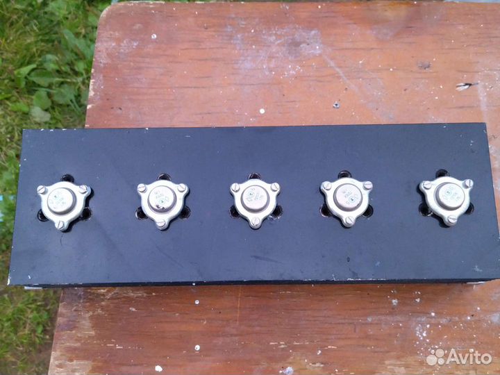 Радиатор охлаждения транзисторов