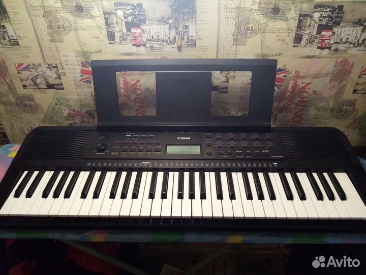 Синтезатор Yamaha PSR-E273