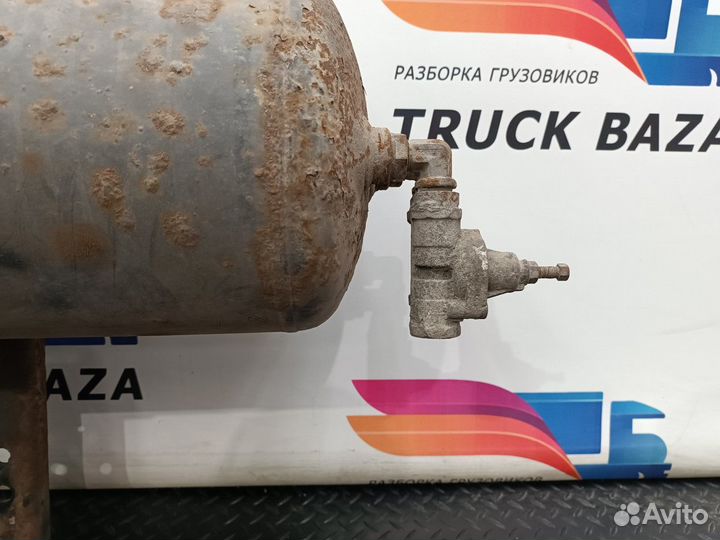 A0064324701 Ресивер воздушный V40L