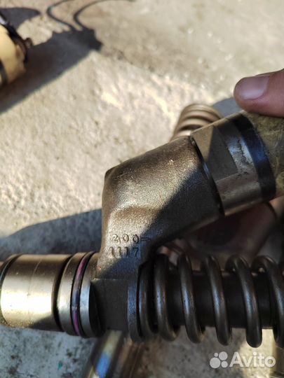 Форсунка caterpillar