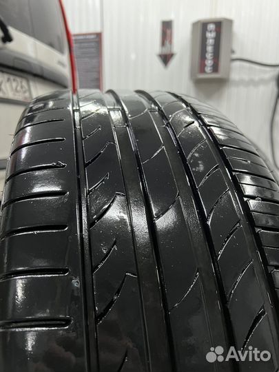 Tracmax X-Privilo TX3 245/35 R20 и 275/30 R20 95Y