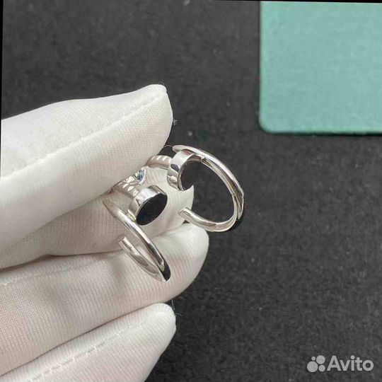 Серьги Cartier из белого золота