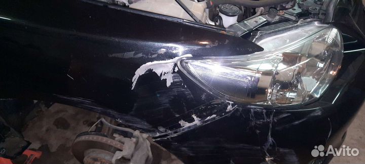 Крыло переднее правое Тойота Королла е150