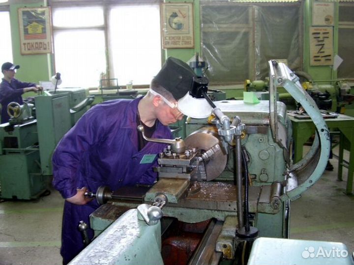 Токарь (вахта)