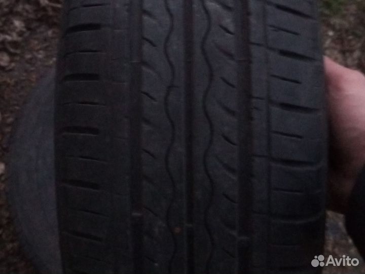 Kumho 722 15/65 R15