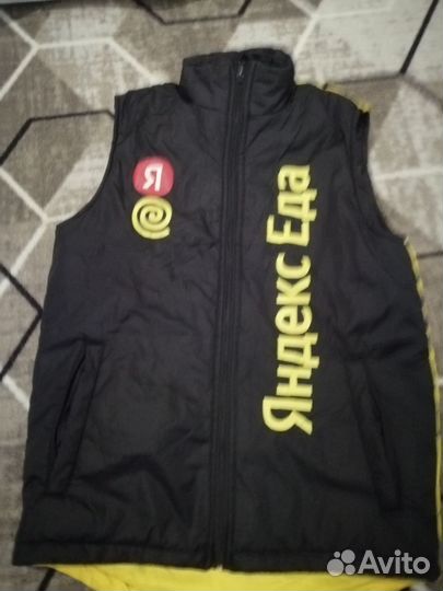 Толстовка и безрукавка