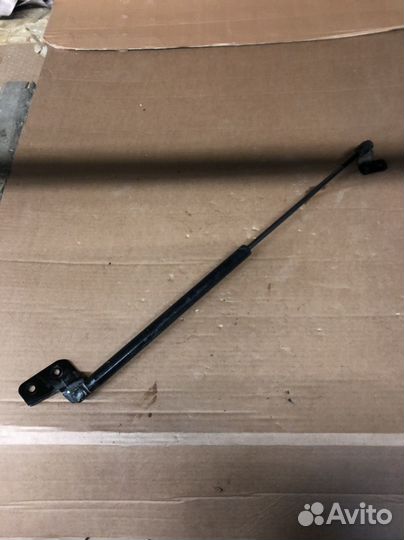 Амортизатор двери багажника Kia Rio 1Универсал A5D