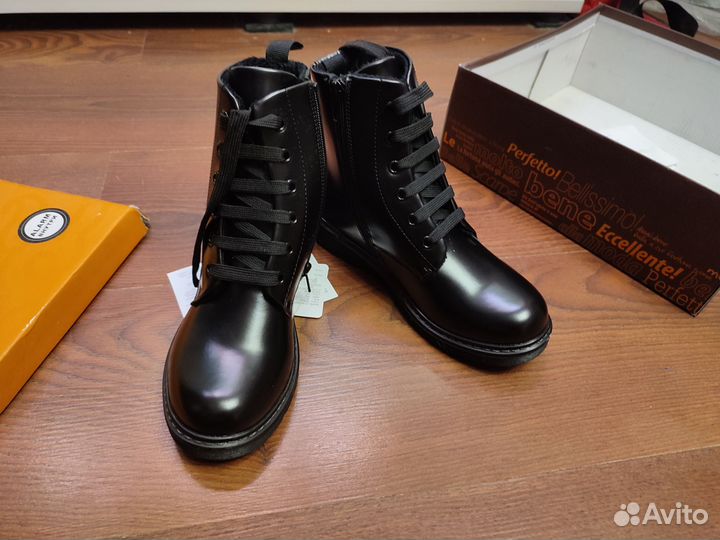 Ботинки демисезонные для девочки 34 новые