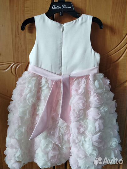 Платье нарядное для девочки