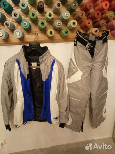 Снегоходный костюм женский Yamaha