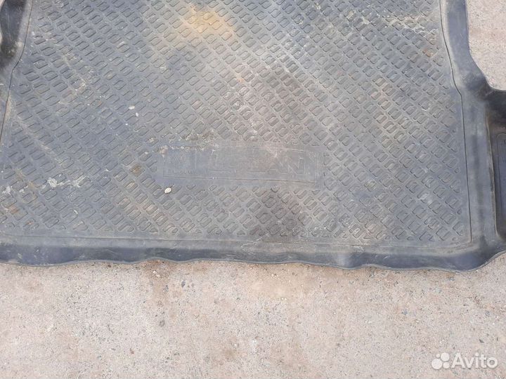 Коврики logan sandero