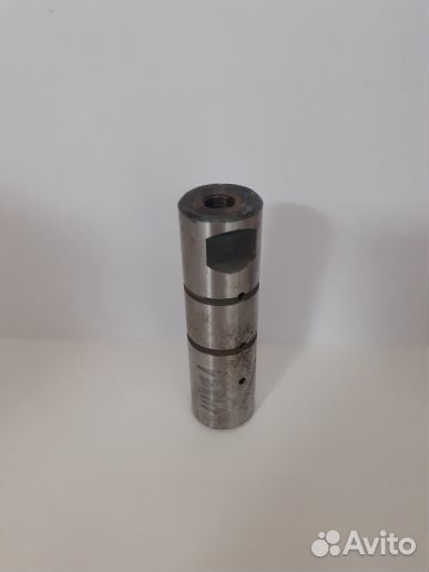 Шкворень нижний (4*4) для а/м газ-33027