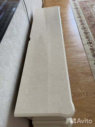 Тумба под телевизор