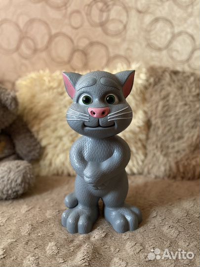 Говорящий кот Том, детская игрушка