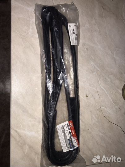 Направляющая стекла (бархотка) Kia Cerato 2