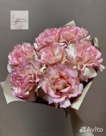 Букет тульпанов к 8 марта