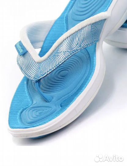 Шлепанцы, тапки, сланцы reebok easy tone