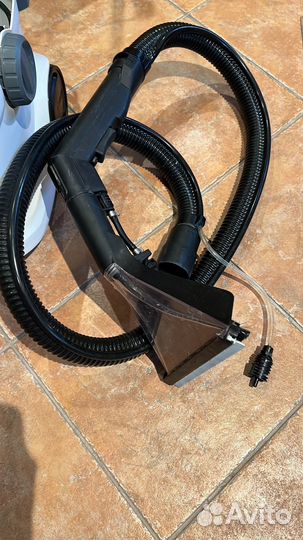 Моющий пылесос Karcher