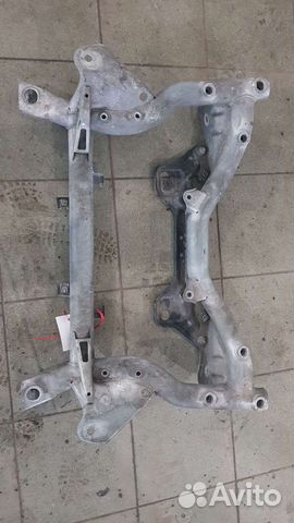 Подрамник передний mercedes w204