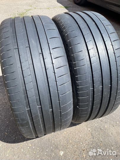 Michelin Pilot Super Sport 245/35 R20