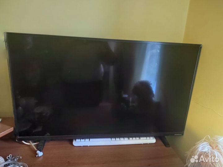 Продам телевизор бу