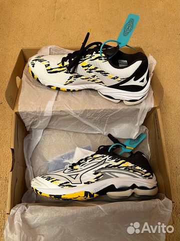 Кроссовки волейбольные Mizuno Wave Lightning Z7