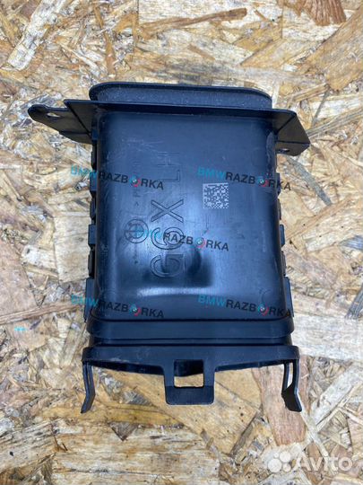 Воздуховод тормозного механизма левый BMW i5 G60