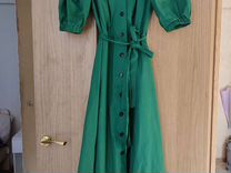 Зелёное платье миди