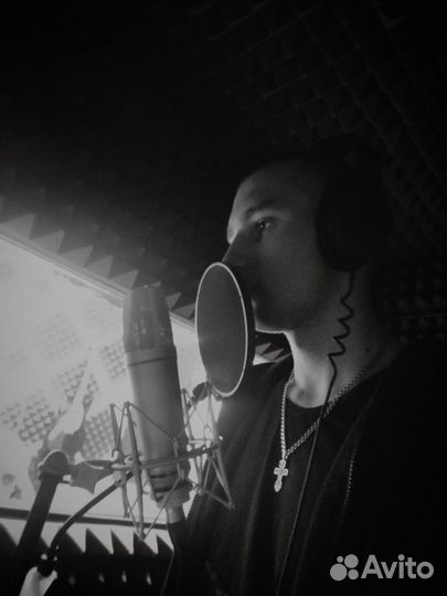 Написать текст песни