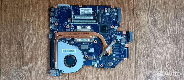 Материнская плата