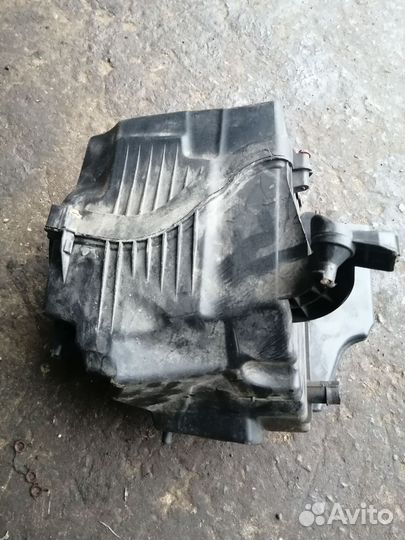 Корпус воздушного фильтра Ford Focus 2, 1.8 qqdb