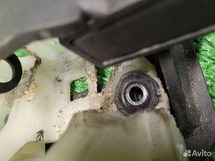 Кулиса кпп на Toyota Camry 30