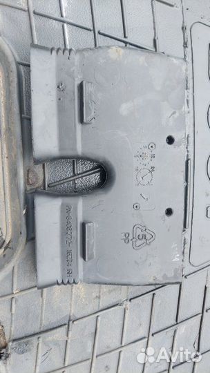 Воздуховод салона задний правый Bmw 525I E60