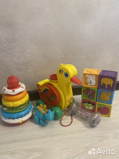 Развивающие игрушки для малышей