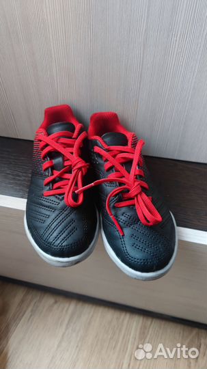 Футбольные бутсы