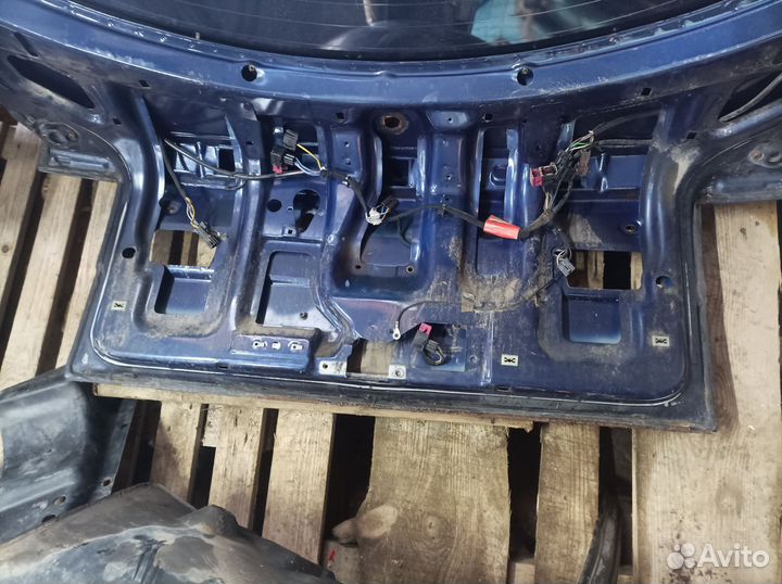 Крышка багажника пятая дверь Saab 9000 Рест