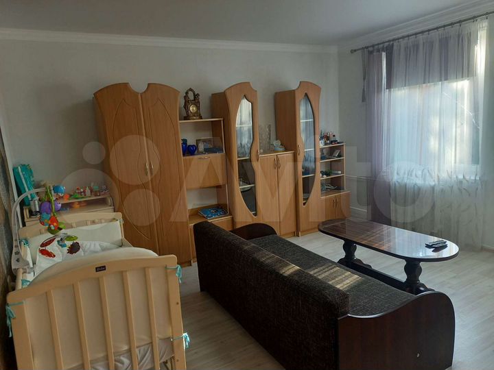 Комната 28 м² в 4-к., 2/3 эт.