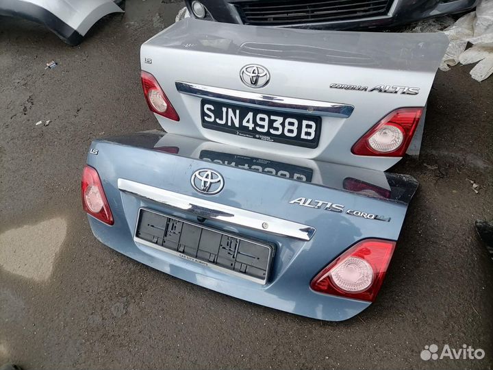 Крышка багажника Toyota Corolla E150,Королла 150 2