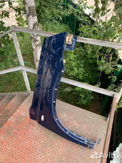 Правое переднее крыло Nissan X-Trail T31