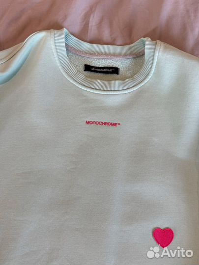 Свитшот monochrome